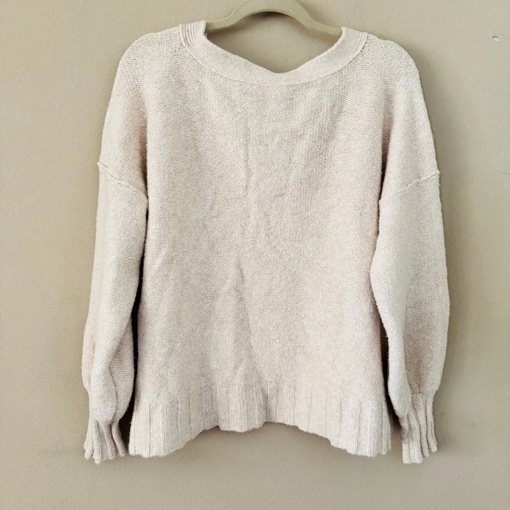 Anthropologie Pilcro Textured Knit Sweater Cream V-Neck Balloon Sleeve Size M